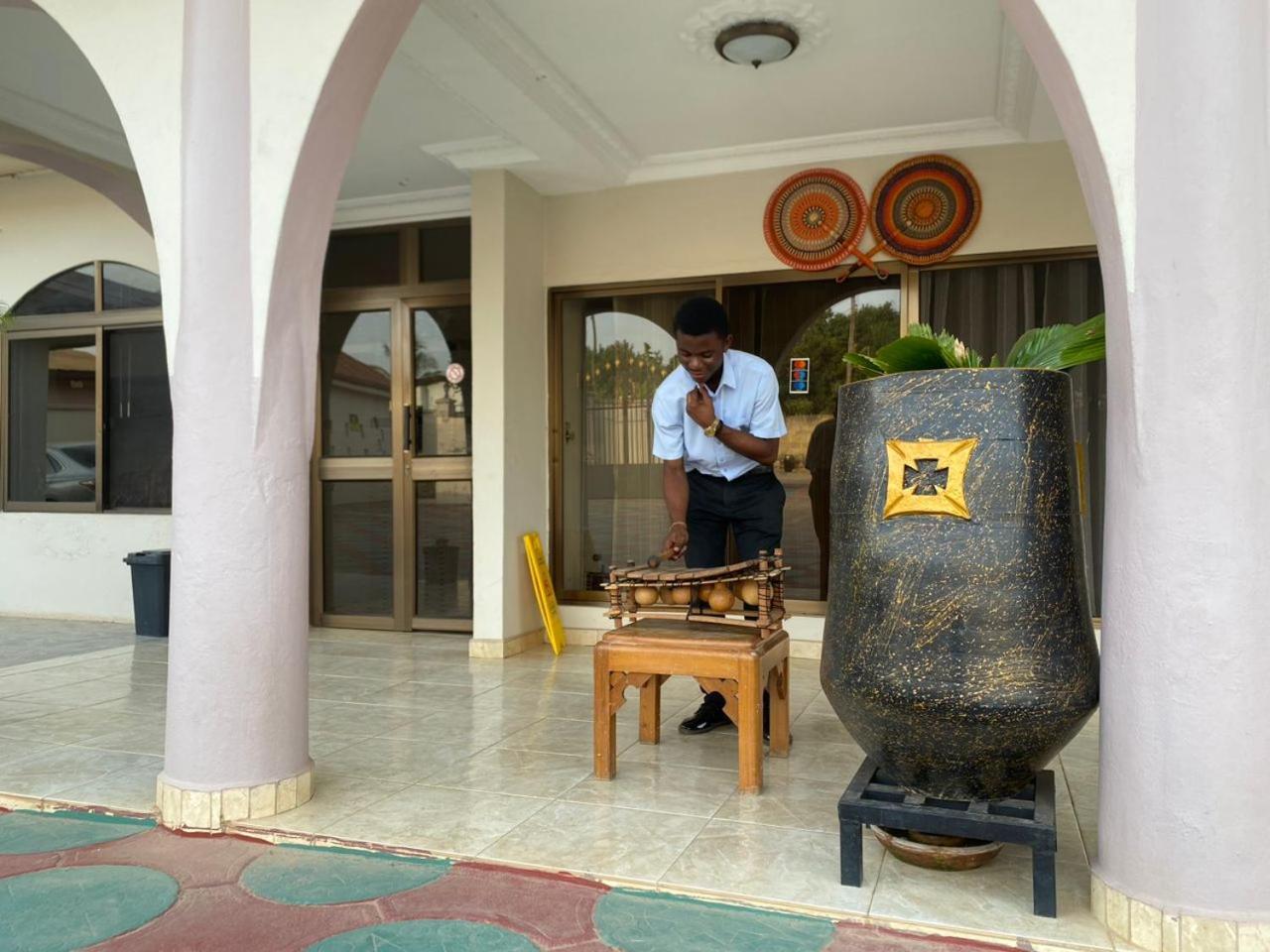 Prestige Guesthouse ,Ksi Kumasi Exteriör bild