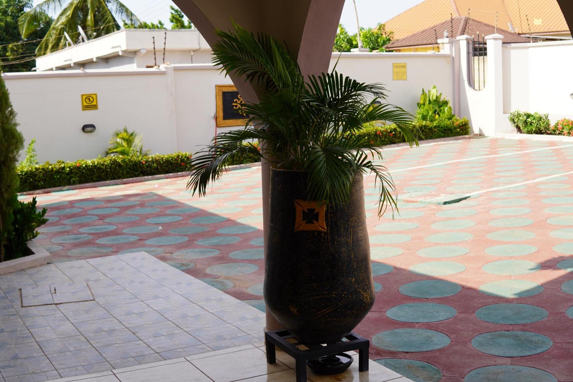 Prestige Guesthouse ,Ksi Kumasi Exteriör bild